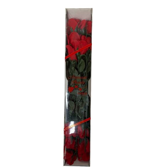 1 Dozen Red Silk Roses – American Beauty Fake Flowers for Decor or Craft Use NEW - Picture 3 of 8